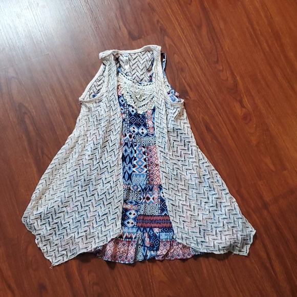 Dress - Picture 1 of 3